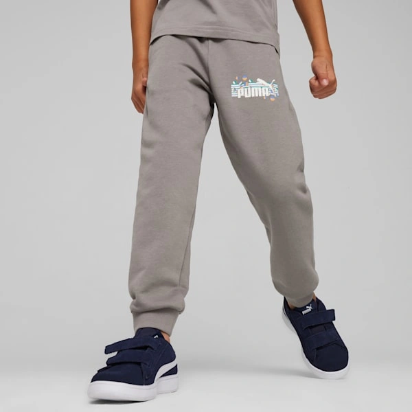 ¡PUMA: Comodidad Veraniega! Pantalones Deportivos ESS+ para Niños Pequeños. ¡Aventura y Diversión Aseguradas!
